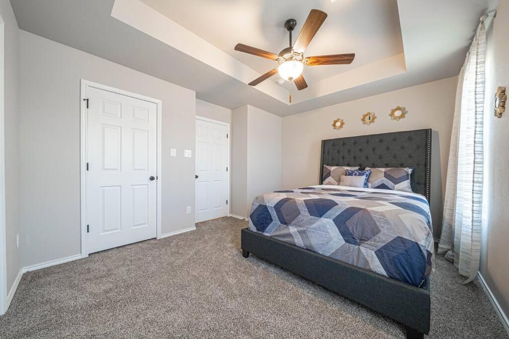 Gorgeous, Brand New 3 Bedrooms Home- Built 2024, Near Seaworld & Lackland Afb San Antonio Exteriér fotografie