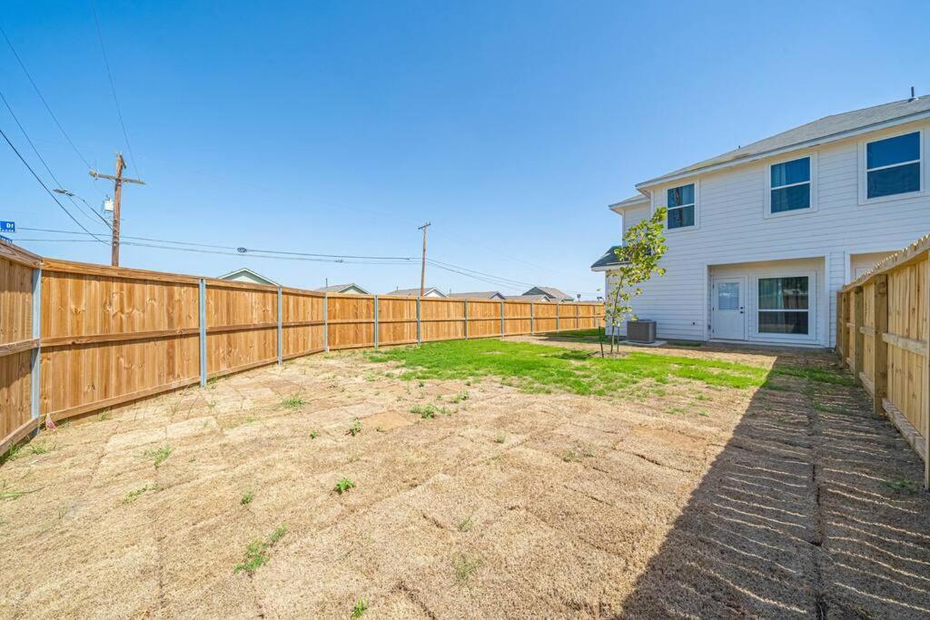 Gorgeous, Brand New 3 Bedrooms Home- Built 2024, Near Seaworld & Lackland Afb San Antonio Exteriér fotografie