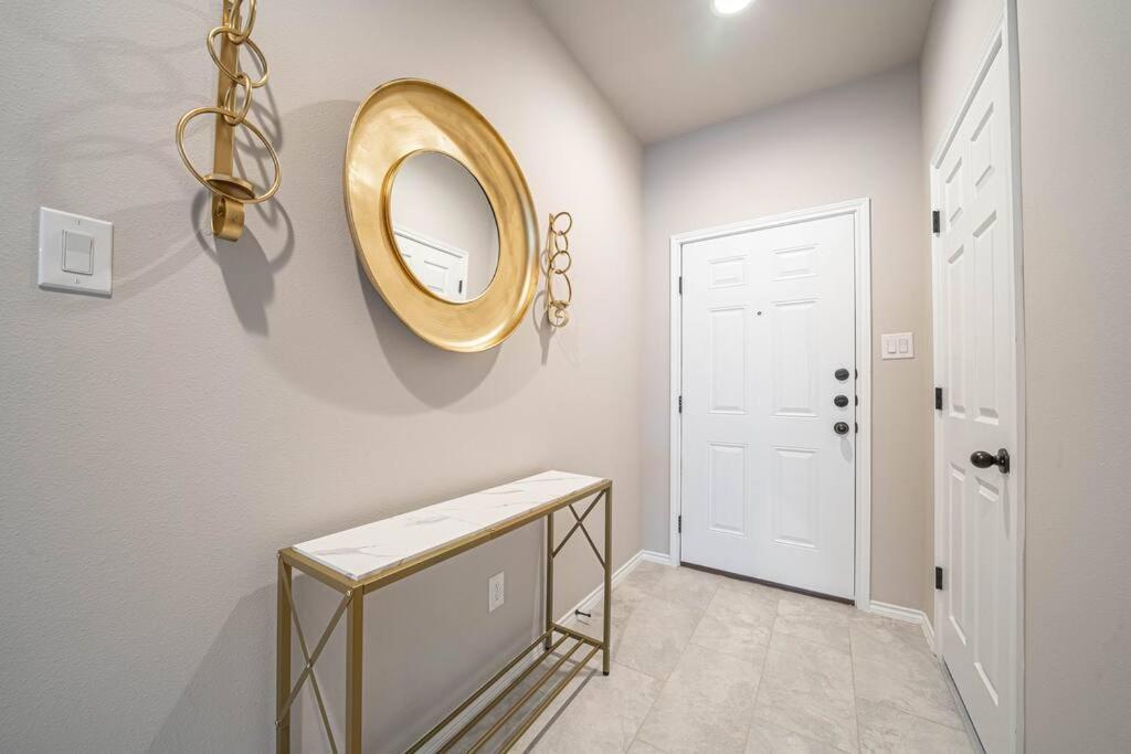 Gorgeous, Brand New 3 Bedrooms Home- Built 2024, Near Seaworld & Lackland Afb San Antonio Exteriér fotografie