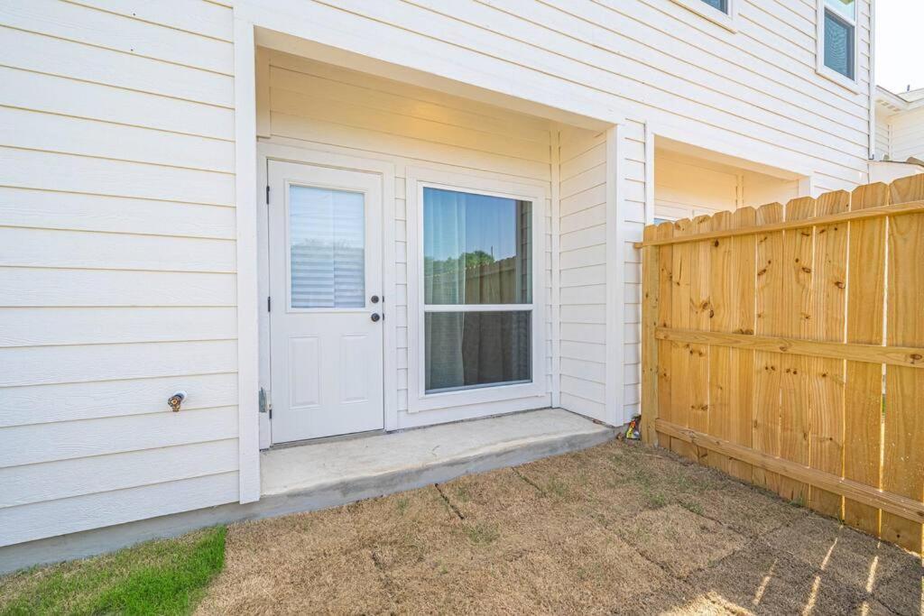 Gorgeous, Brand New 3 Bedrooms Home- Built 2024, Near Seaworld & Lackland Afb San Antonio Exteriér fotografie