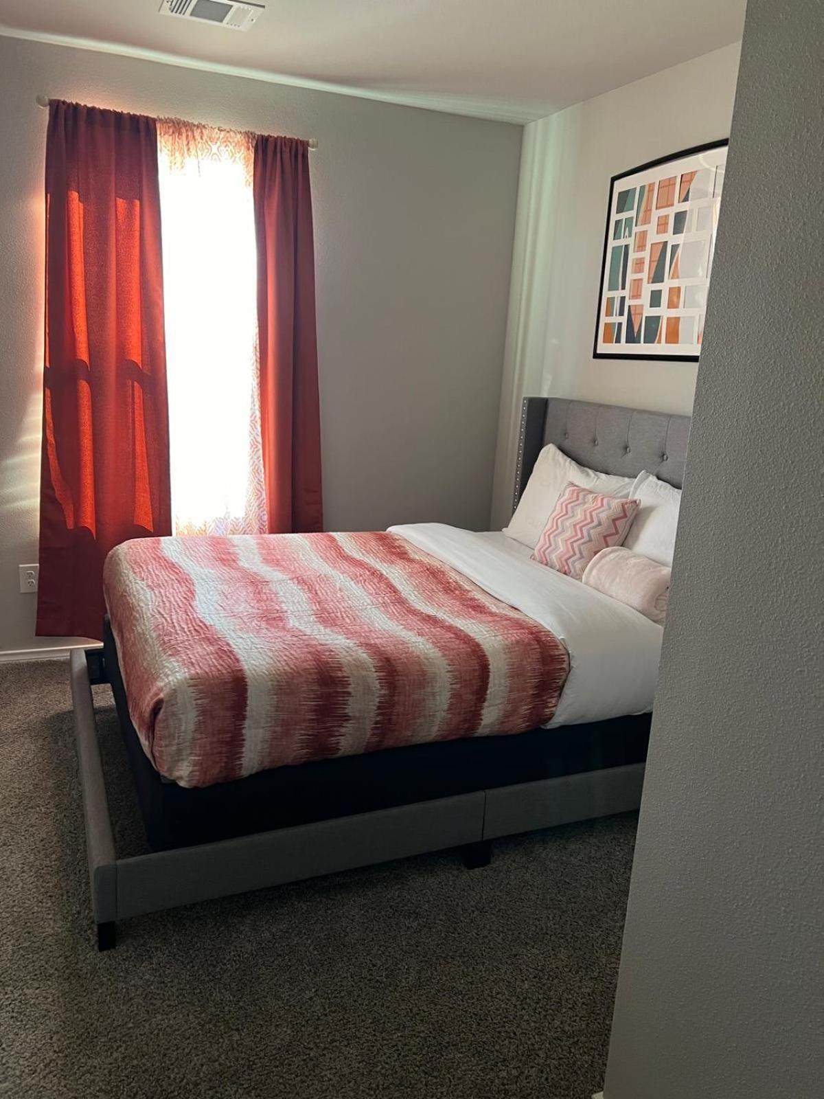 Gorgeous, Brand New 3 Bedrooms Home- Built 2024, Near Seaworld & Lackland Afb San Antonio Exteriér fotografie